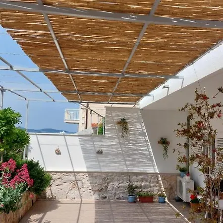 Apartment Dora Hvar Town