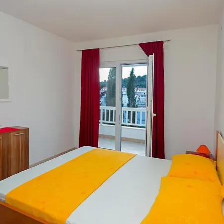 Dora Apartment