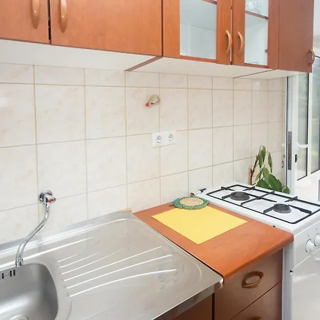 Dora Apartment